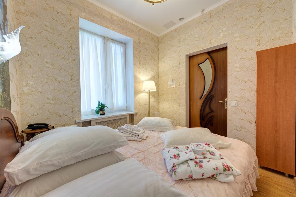 Aleksandria Hotel Kyiv Exterior photo