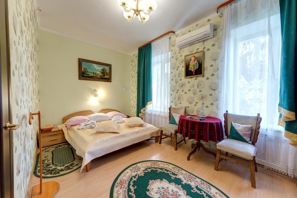 Aleksandria Hotel Kyiv Exterior photo